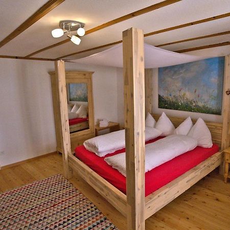 Chasa Sassalba Bed & Breakfast Lu Luaran gambar
