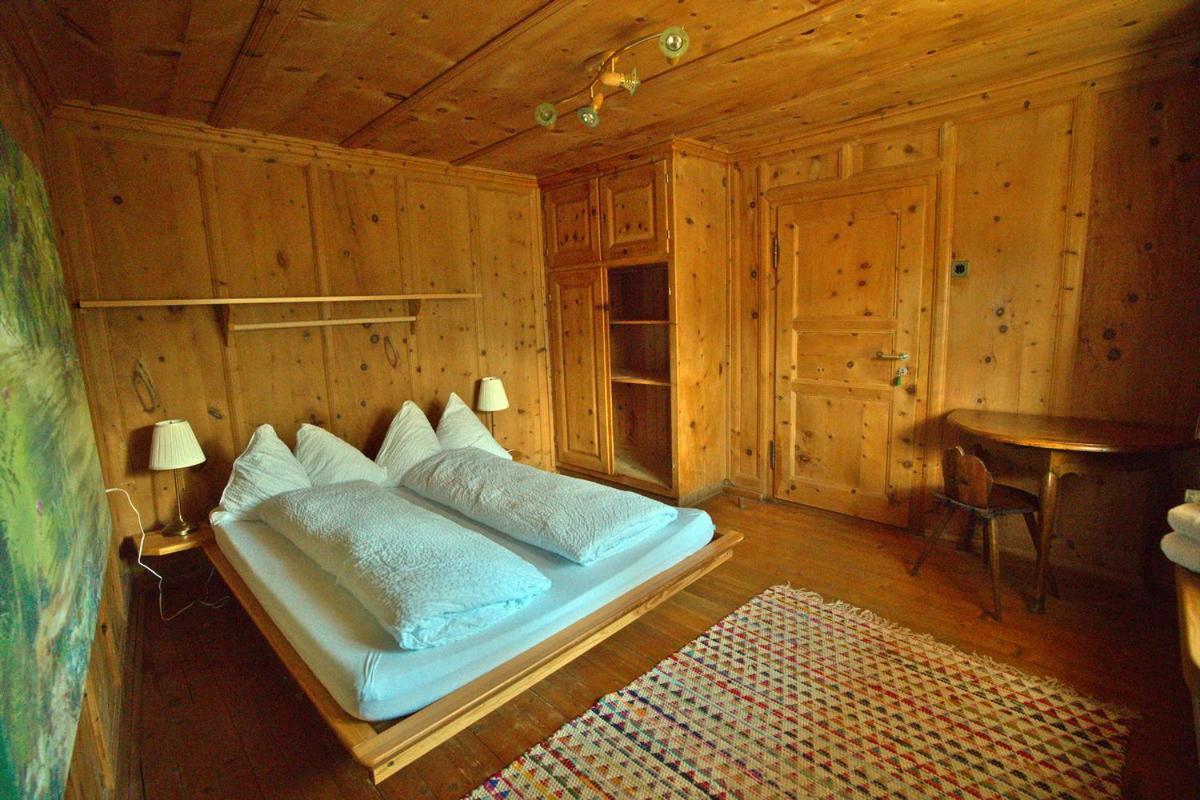 Chasa Sassalba Bed & Breakfast Lu Luaran gambar